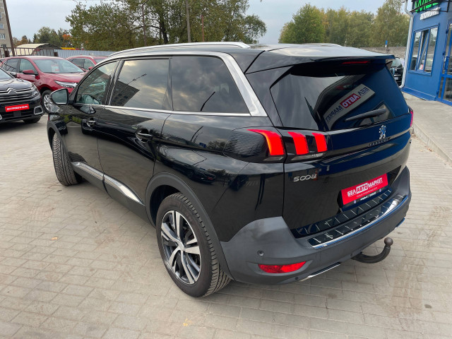 Фото автомобиля 7