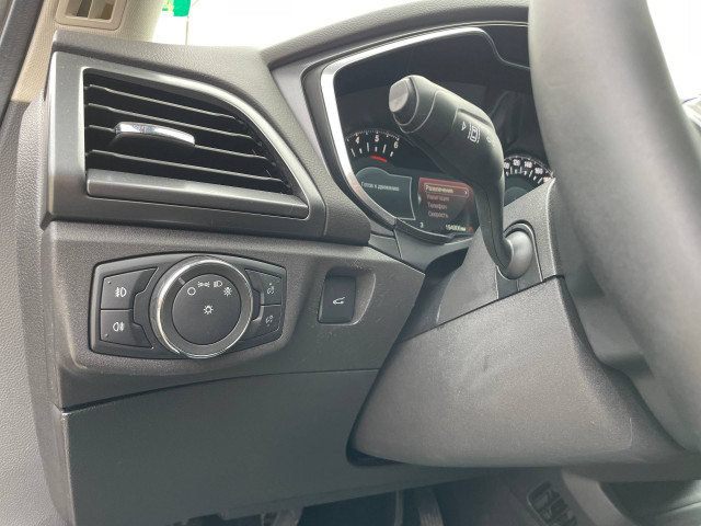 Фото автомобиля 12