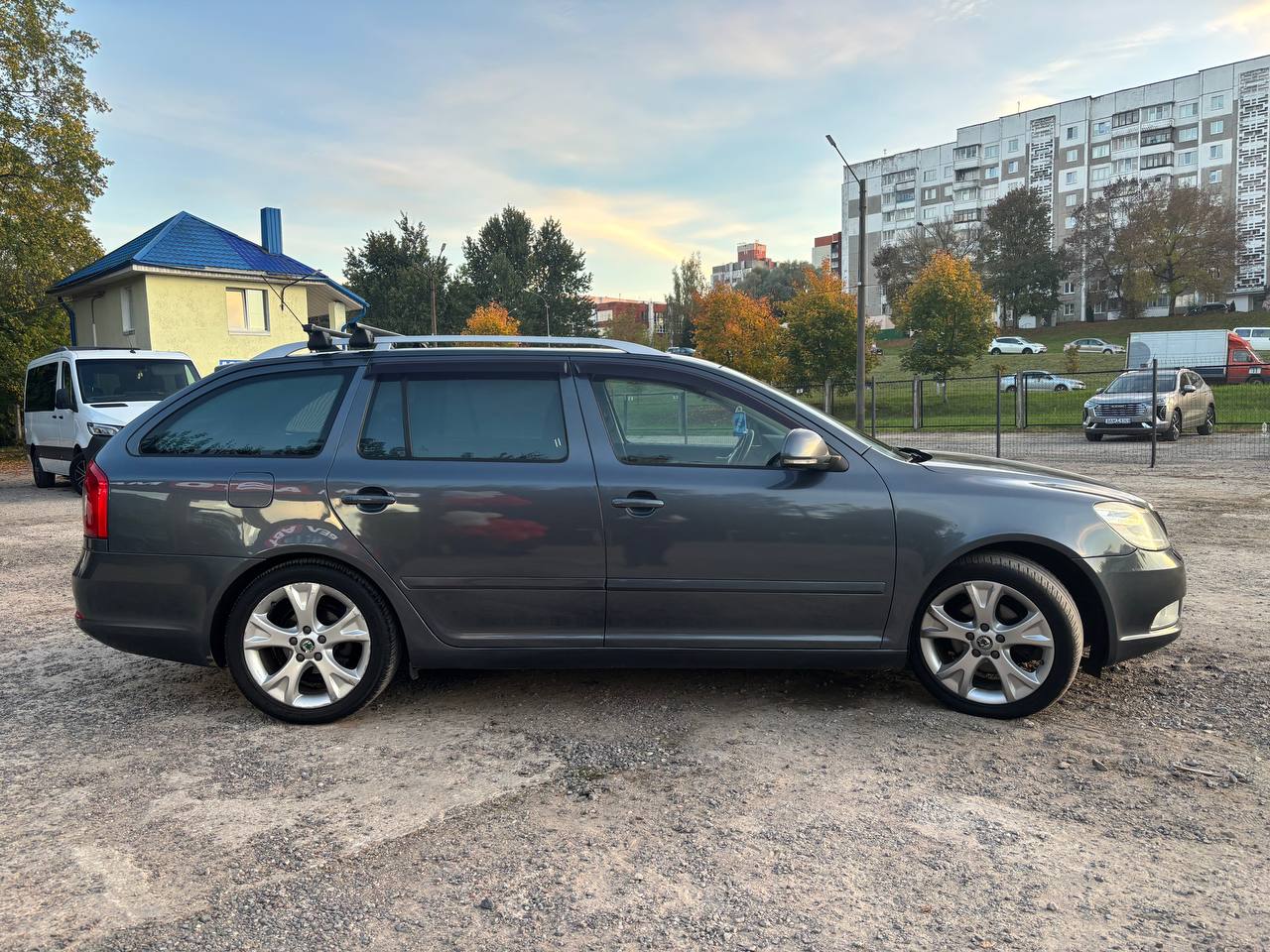 Фото автомобиля 2