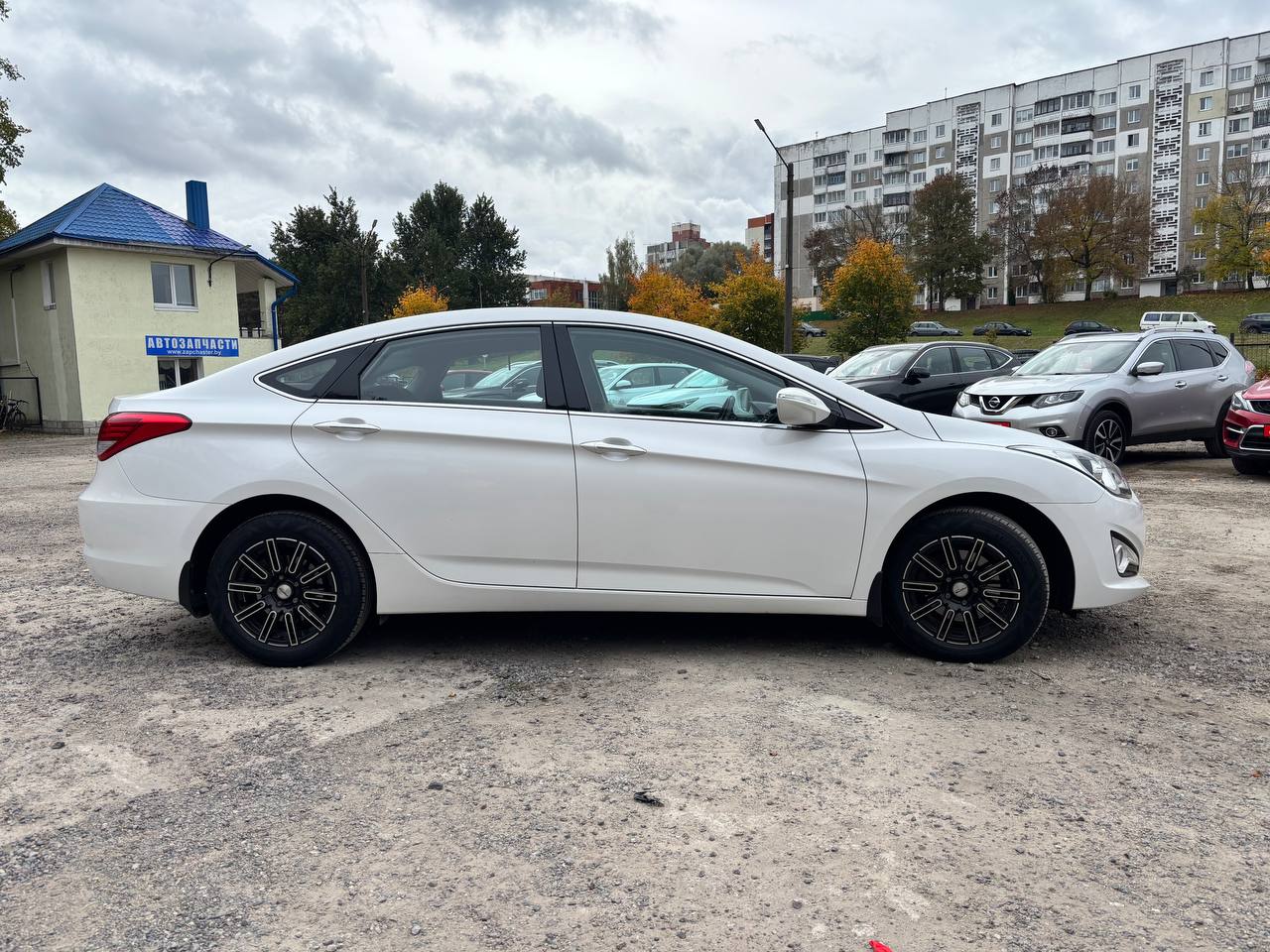 Фото автомобиля 3