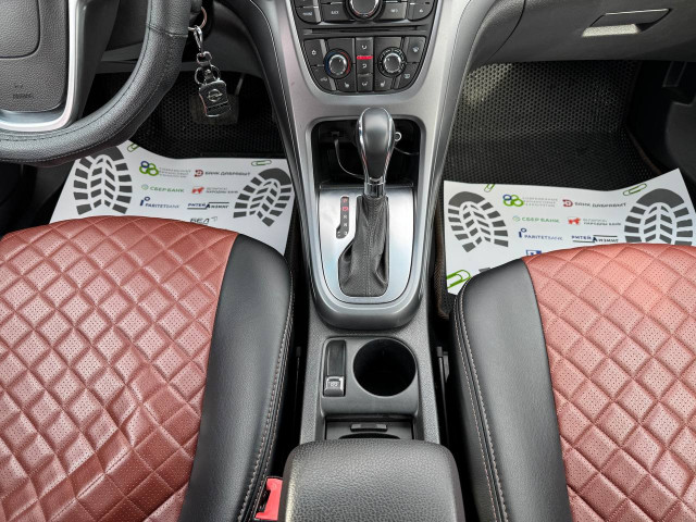 Фото автомобиля 12