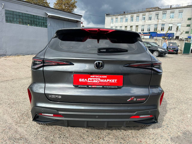 Фото автомобиля 5