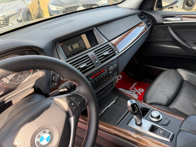 Фото автомобиля 12