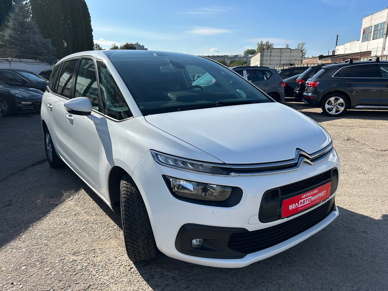 Фото автомобиля 2