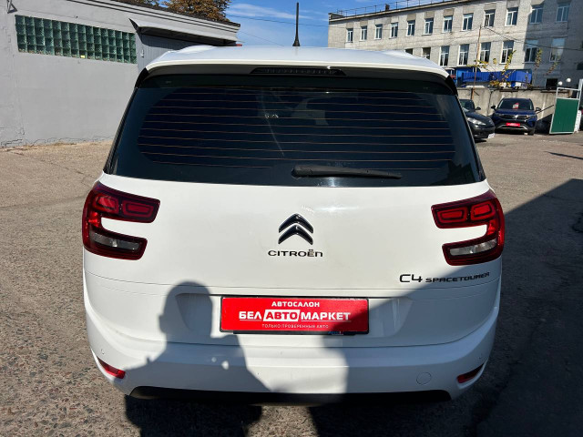 Фото автомобиля 5
