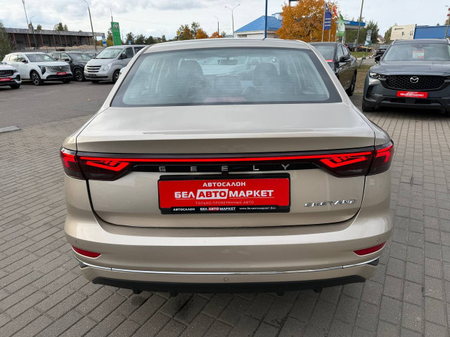 Фото автомобиля 5