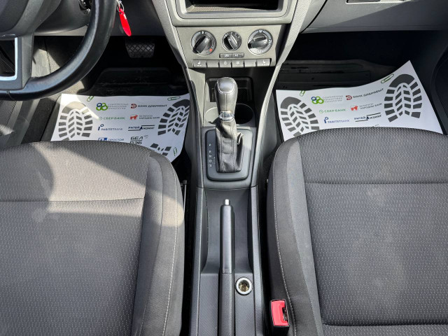Фото автомобиля 12