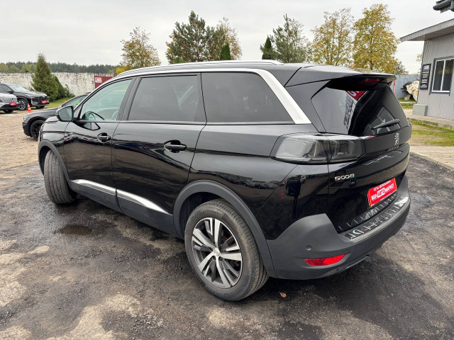Фото автомобиля 6