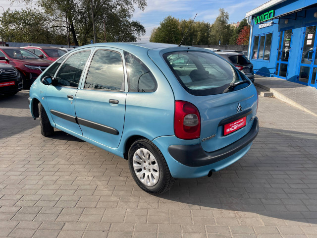 Фото автомобиля 10