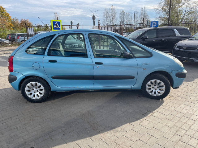 Фото автомобиля 12