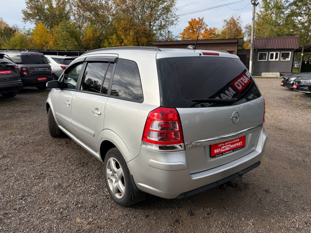 Фото автомобиля 6