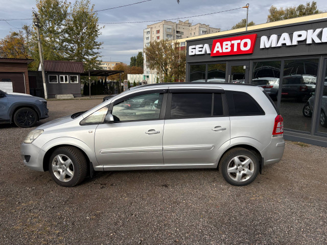 Фото автомобиля 7