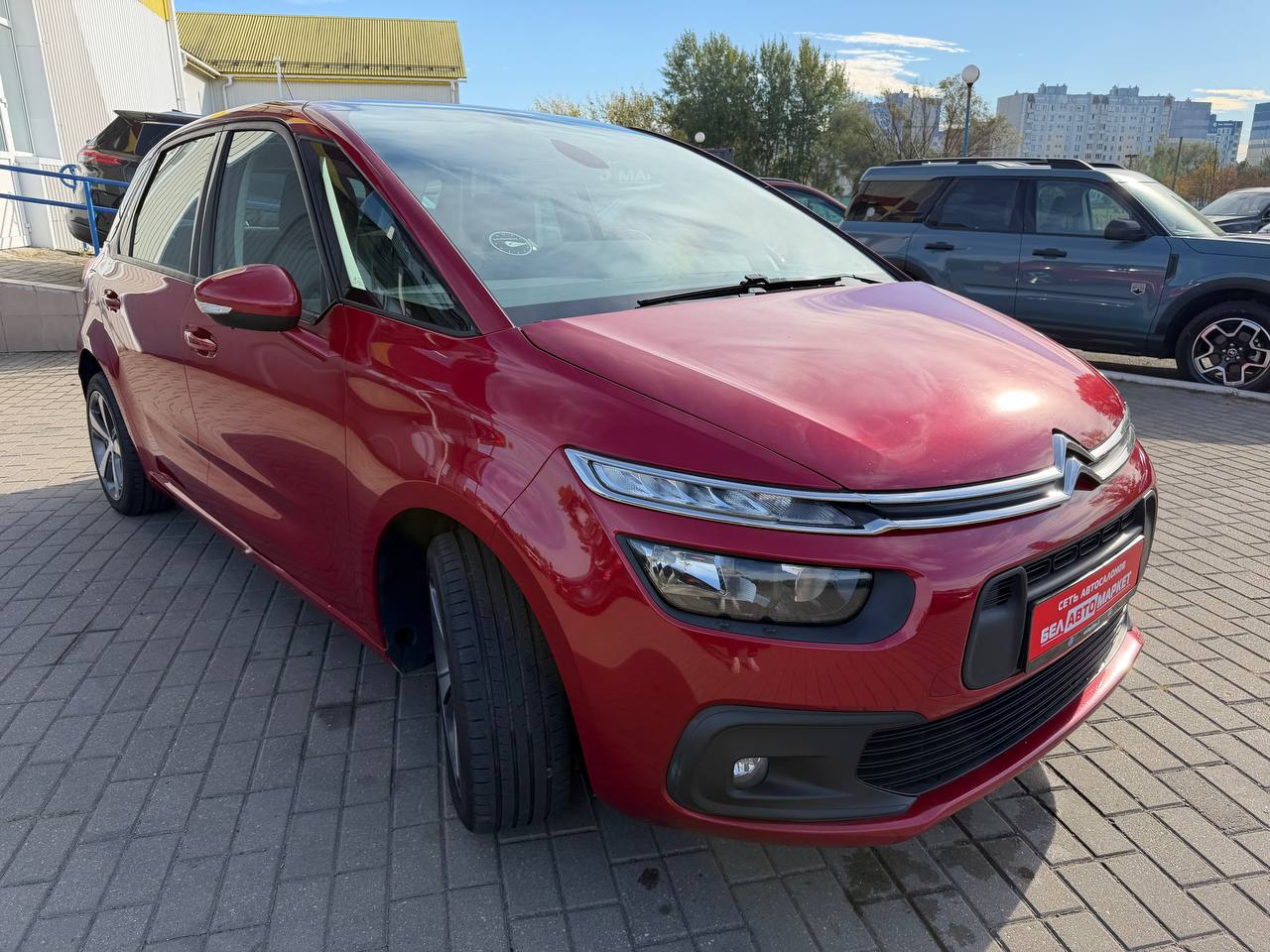 Фото автомобиля 2