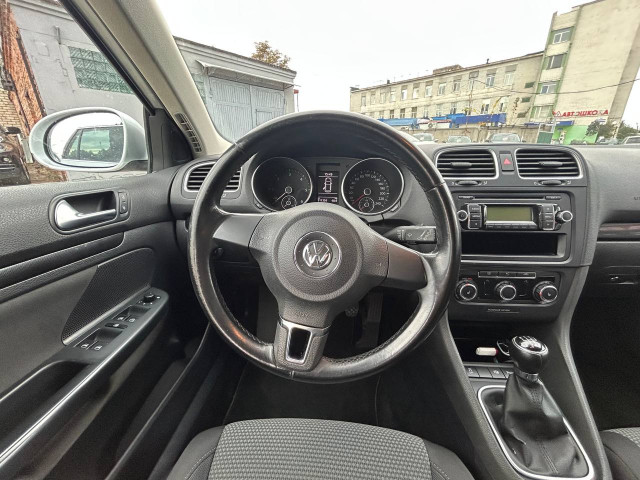 Фото автомобиля 12