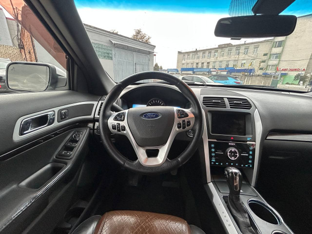 Фото автомобиля 10
