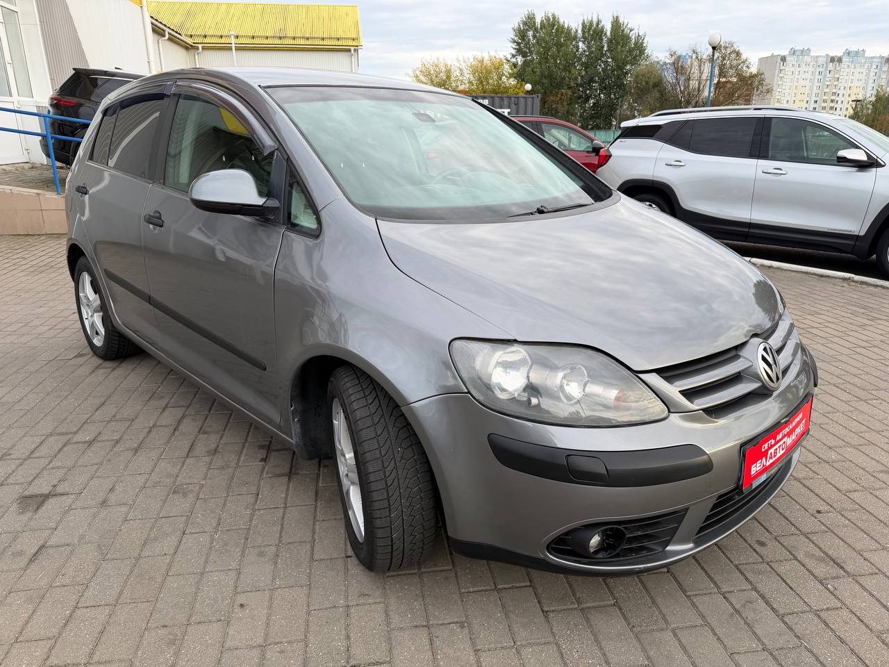 Фото автомобиля 2