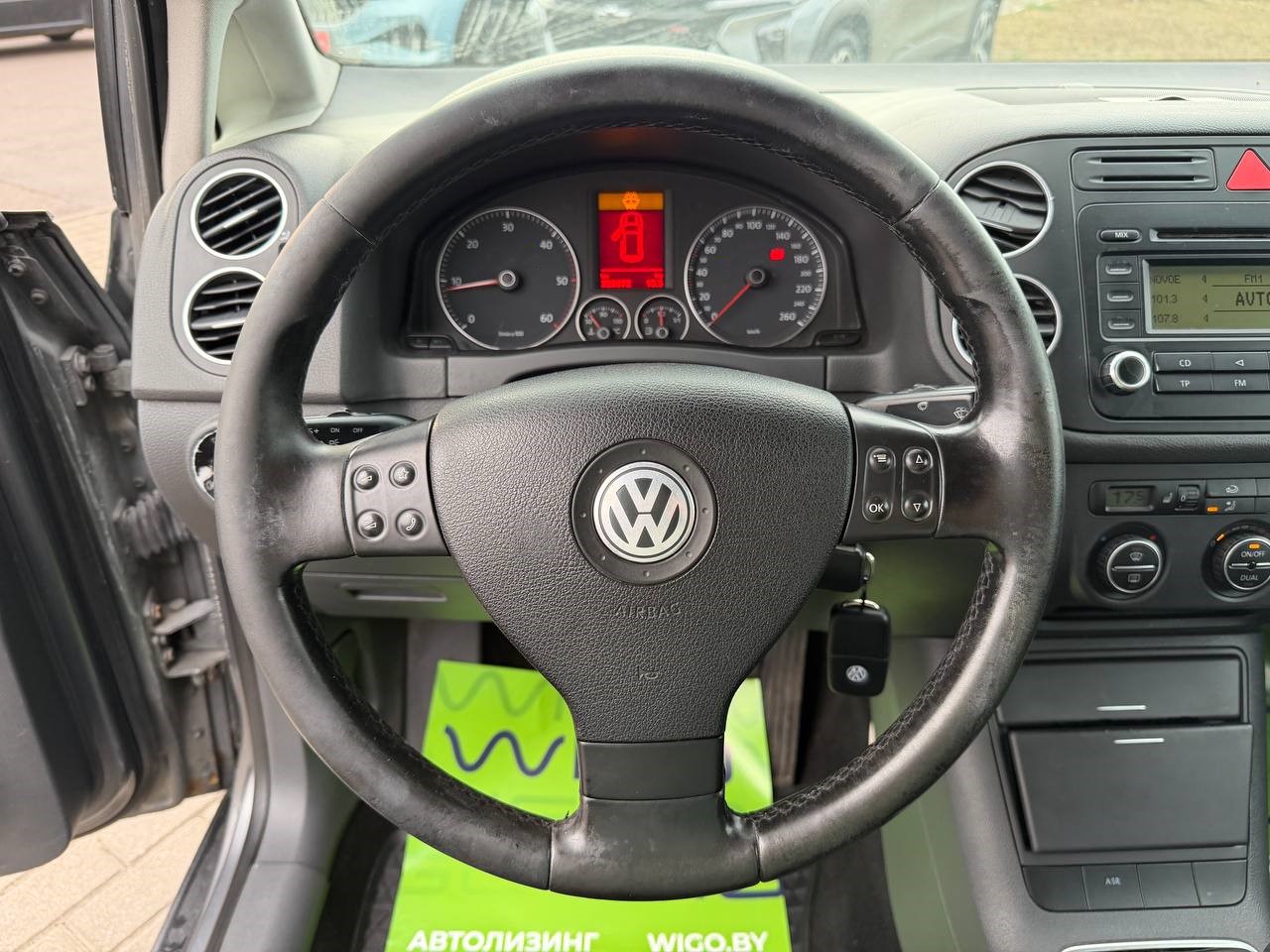 Фото автомобиля 10