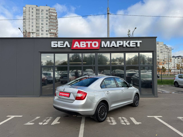Фото автомобиля 4
