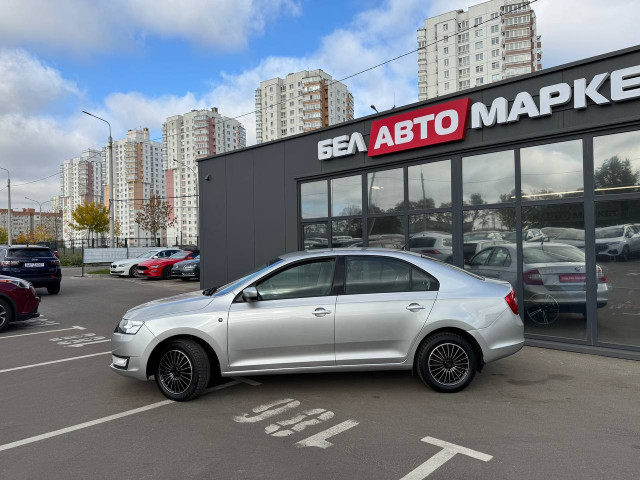 Фото автомобиля 7