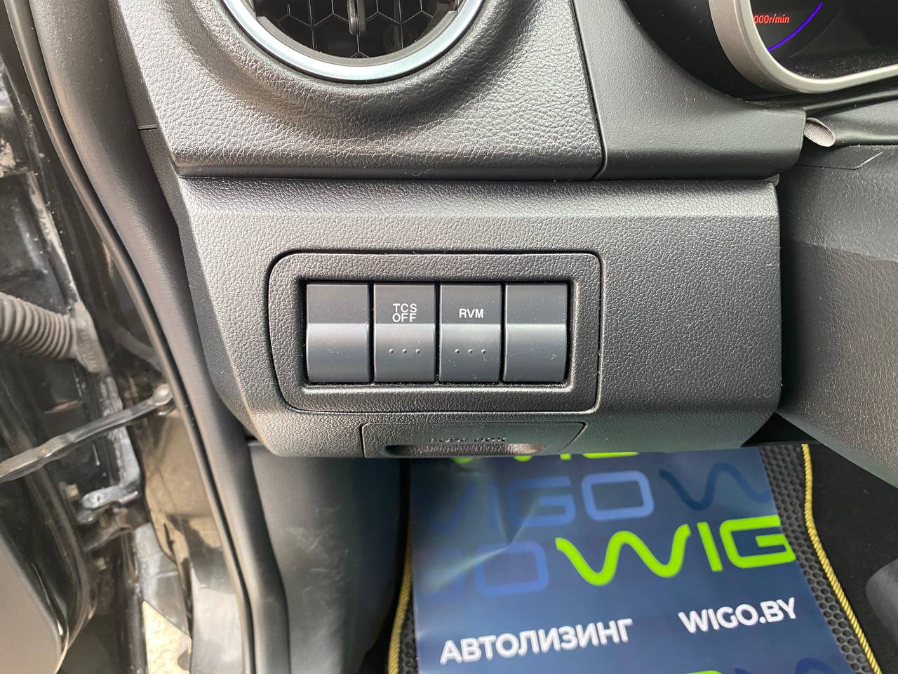 Фото автомобиля 10