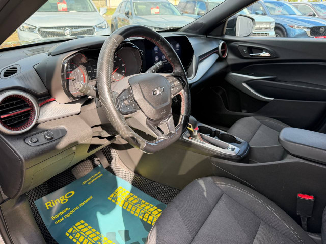 Фото автомобиля 10