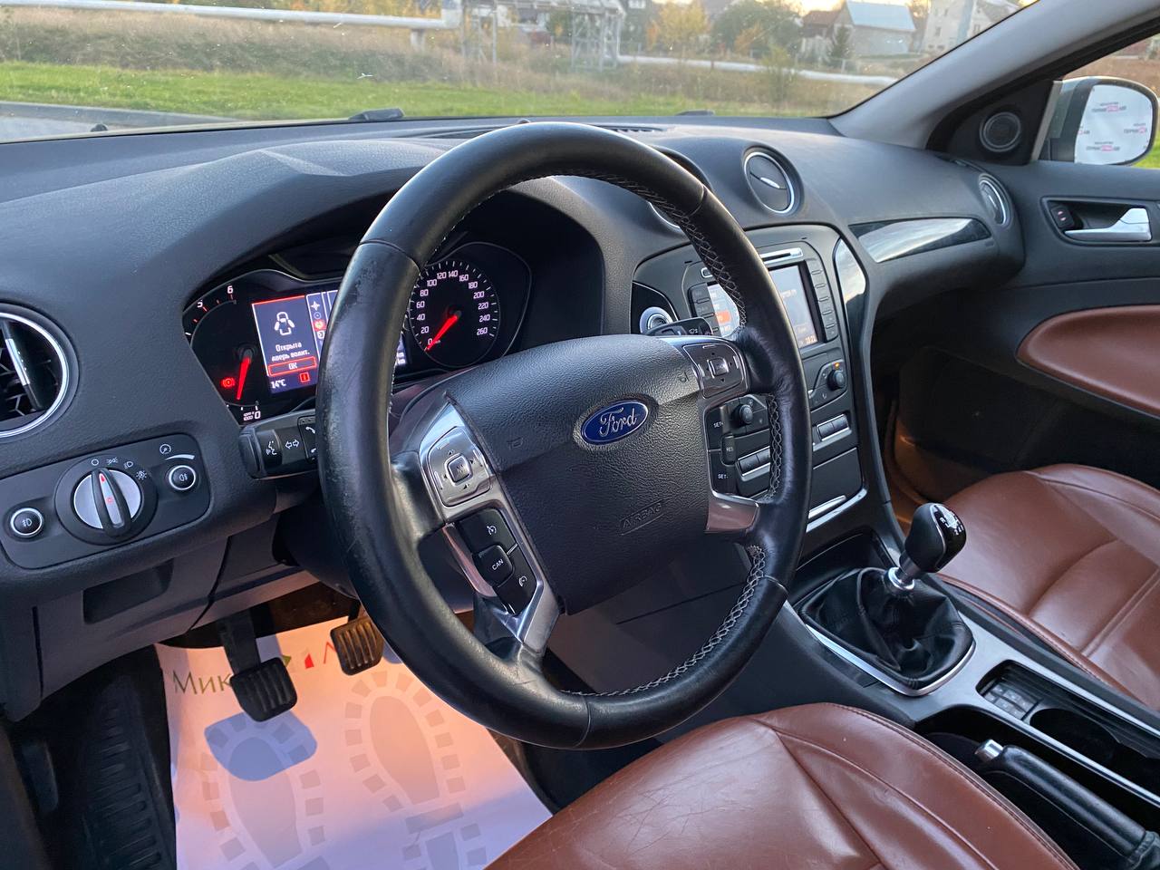 Фото автомобиля 12