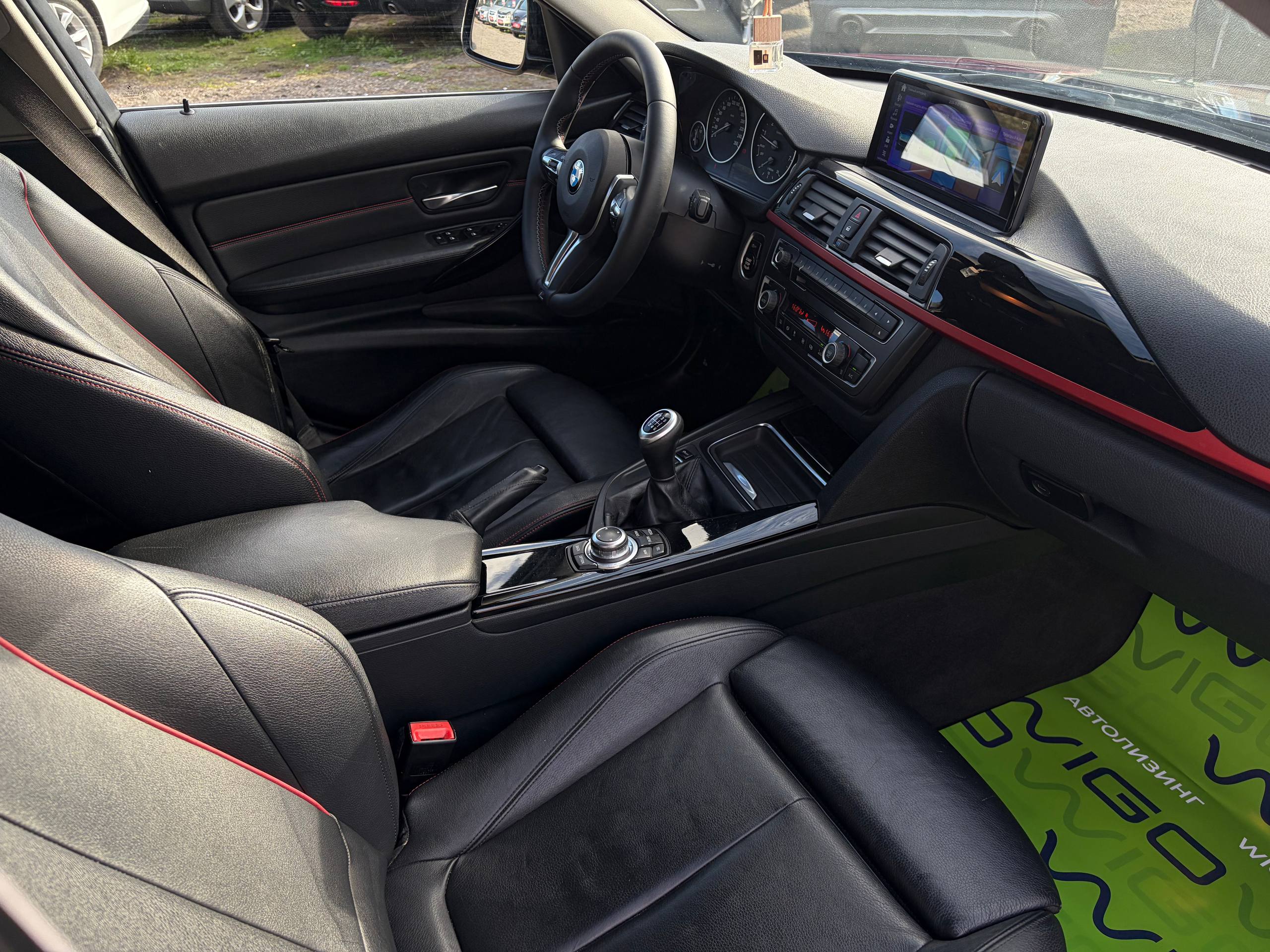 Фото автомобиля 19