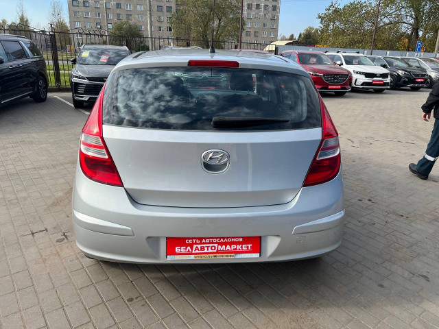 Фото автомобиля 5