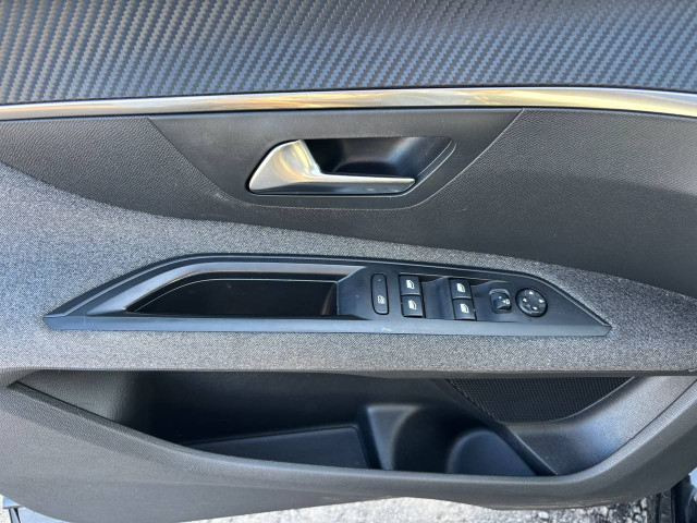 Фото автомобиля 12
