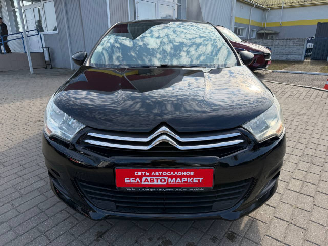 Фото автомобиля 1