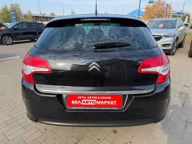 Фото автомобиля 5