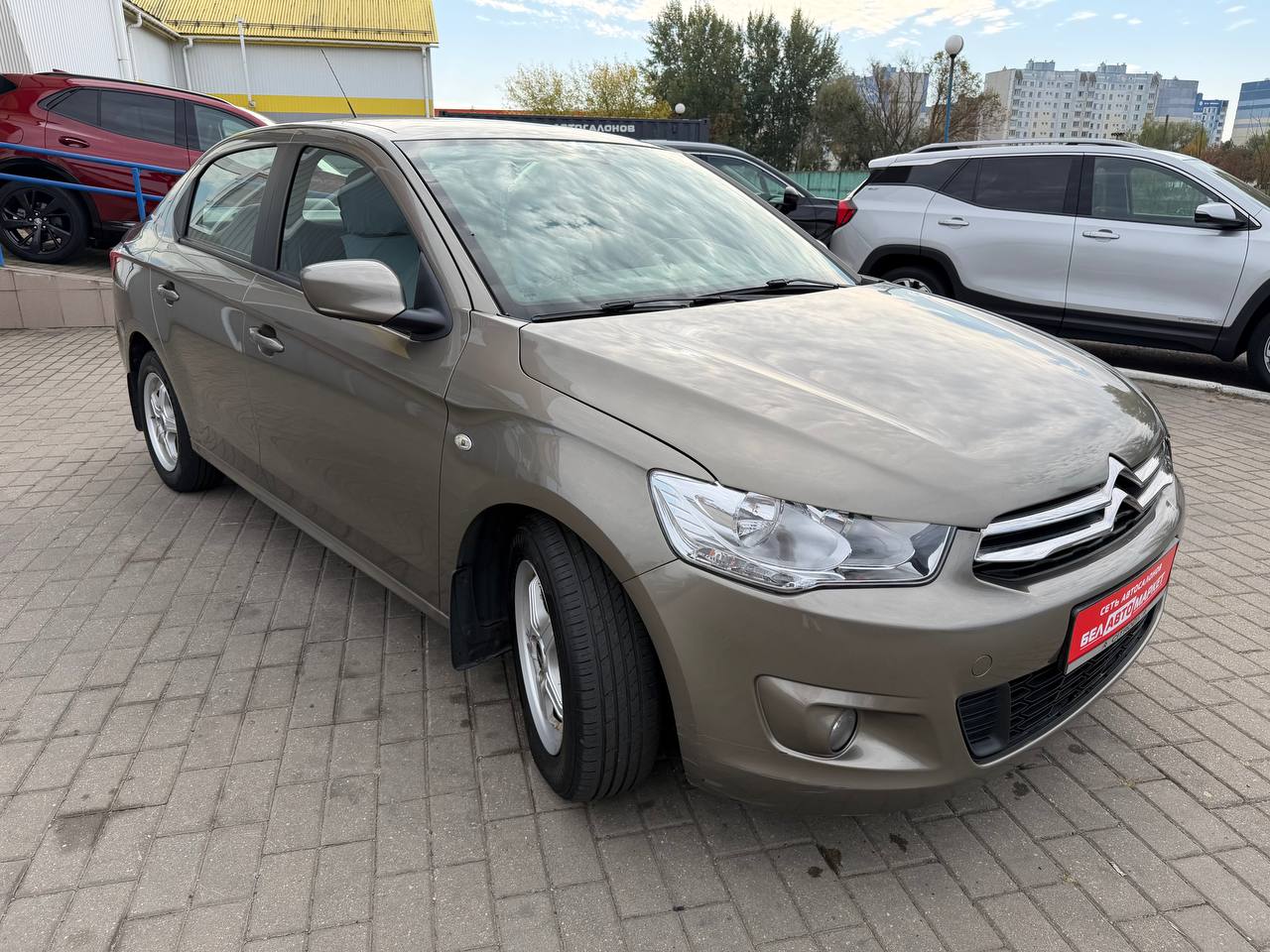 Фото автомобиля 2