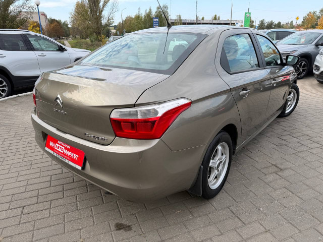 Фото автомобиля 4