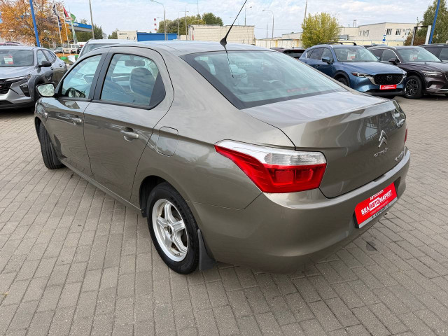 Фото автомобиля 6