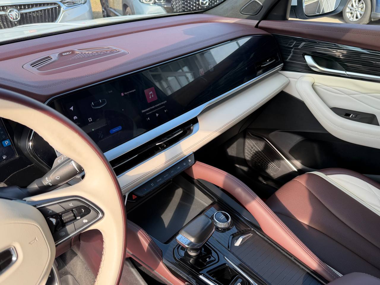 Фото автомобиля 12
