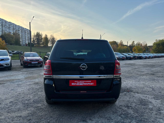 Фото автомобиля 5