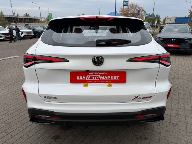 Фото автомобиля 5