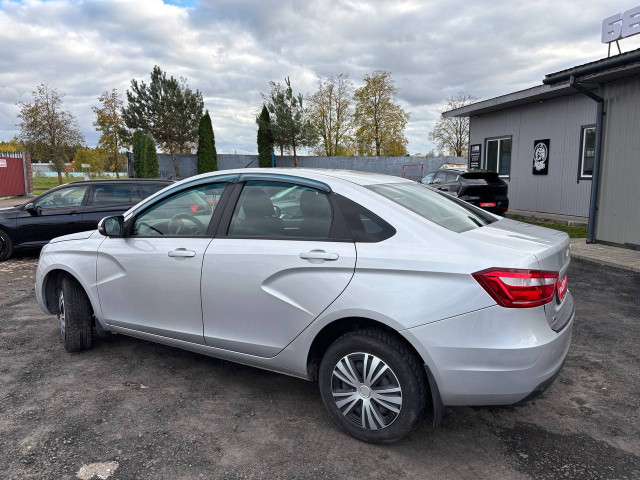 Фото автомобиля 6