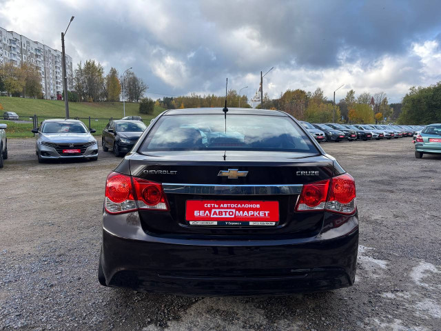 Фото автомобиля 5