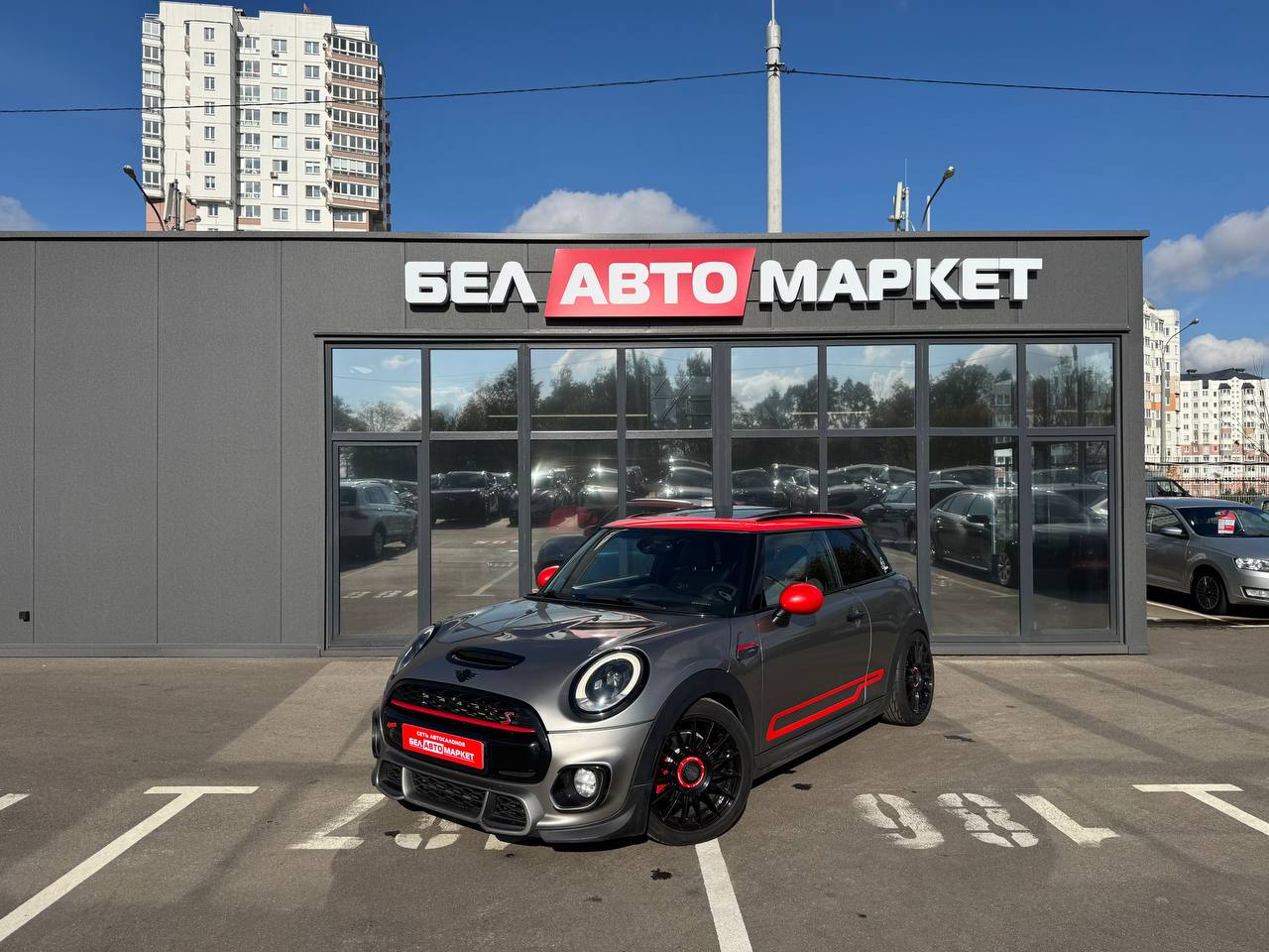 авто с пробегом mini hatch 2016