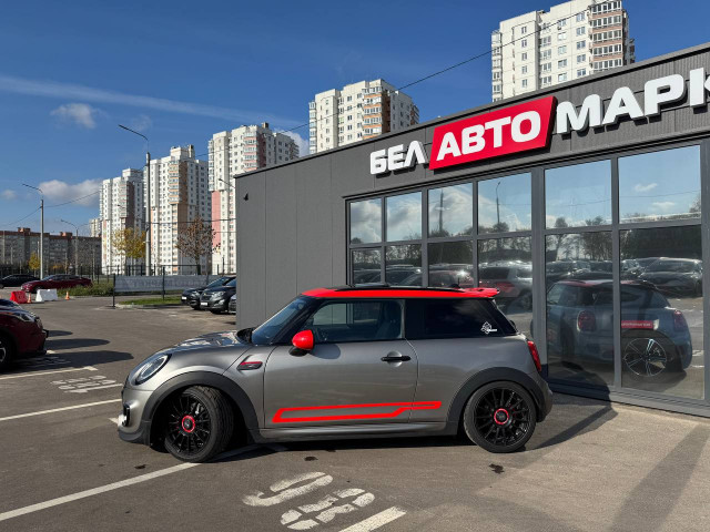 Фото автомобиля 7