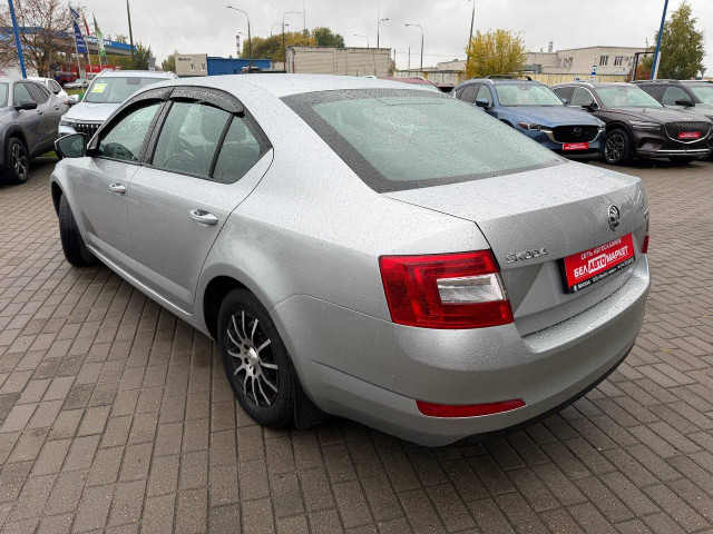 Фото автомобиля 6