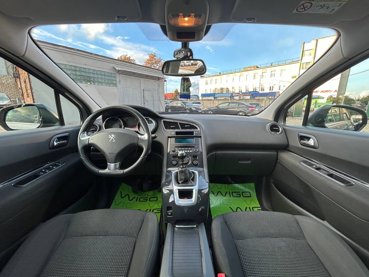 Фото автомобиля 12