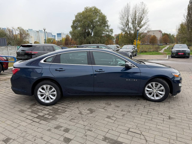Фото автомобиля 3
