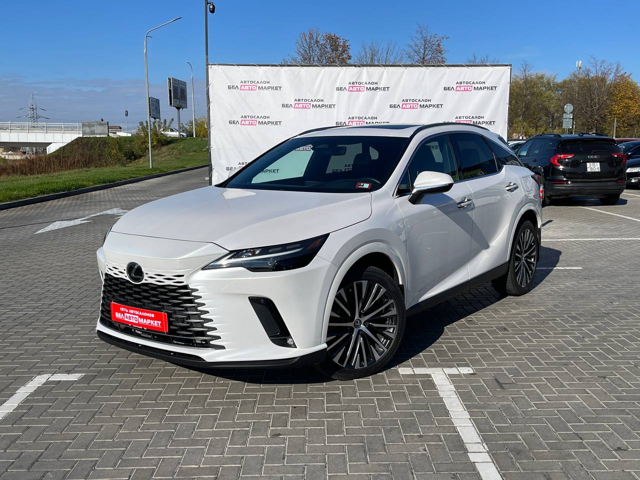 авто с пробегом Lexus rx 2022