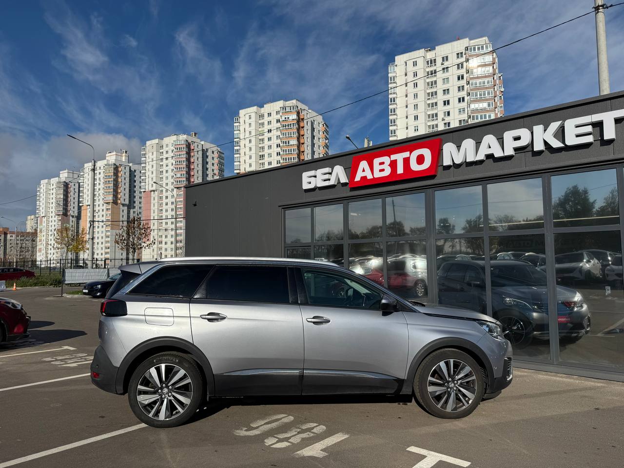 Фото автомобиля 3