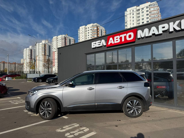 Фото автомобиля 7