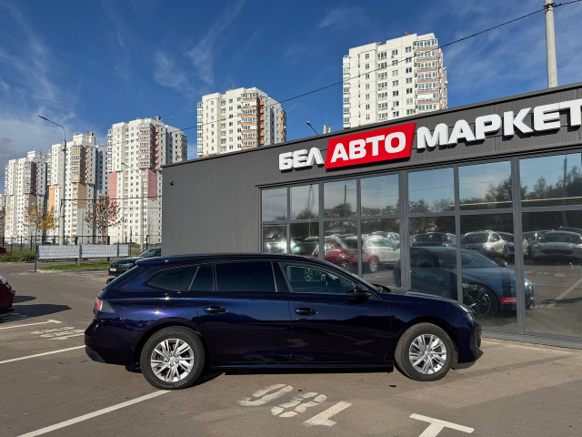 Фото автомобиля 3