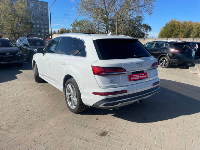 Фото автомобиля 8