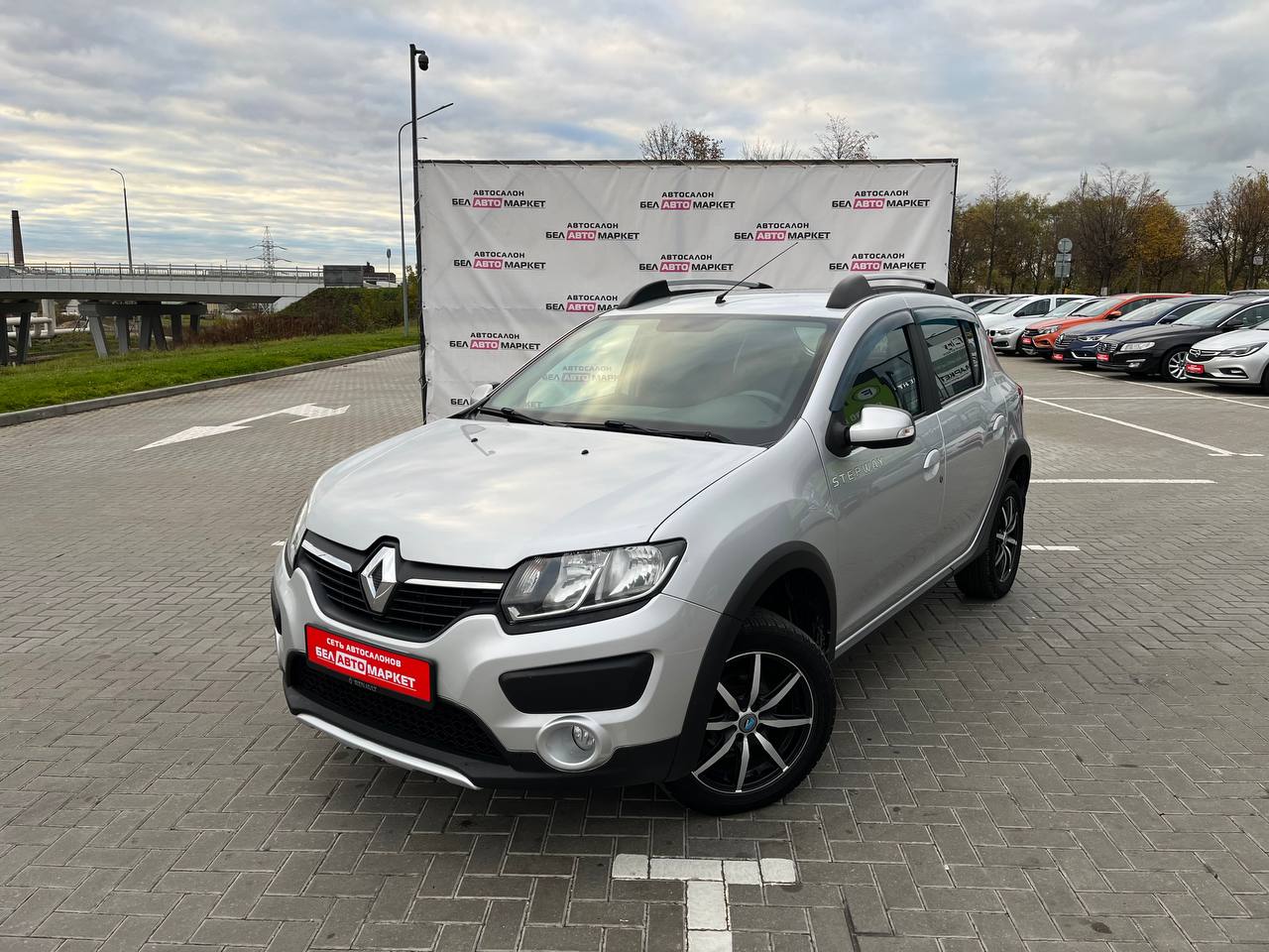 авто с пробегом renault Sandero Stepway 2018